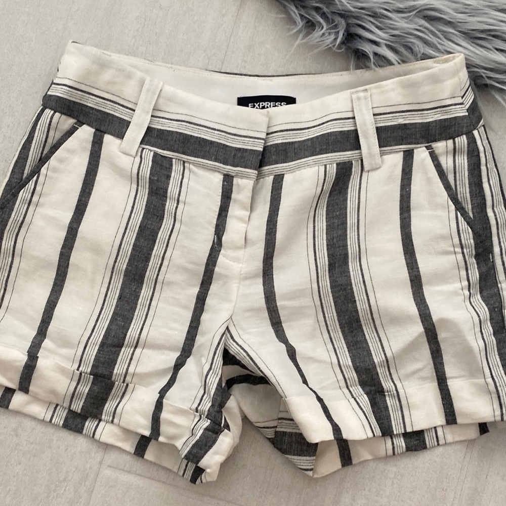 Express Shorts Lined Linen Size 2